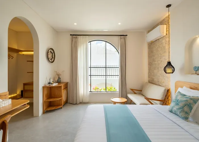Mysa Boutique 4*